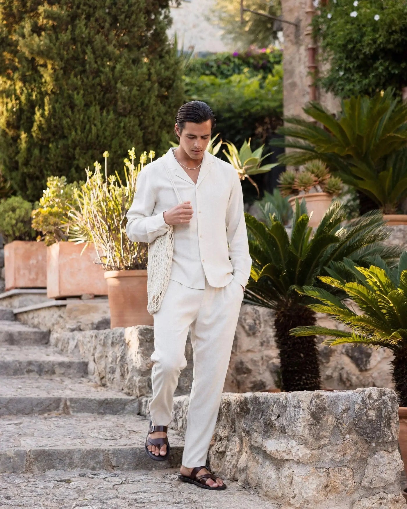 Javi | Elegant Linen